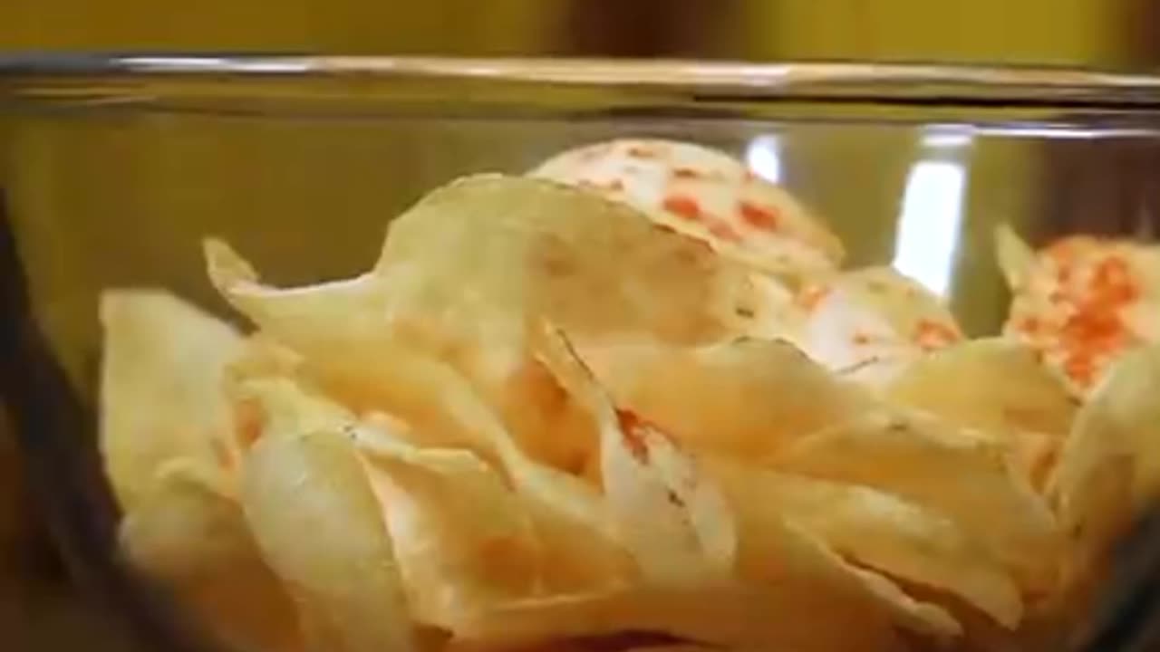 Crispy home made chips | potato chips | Aloo chips