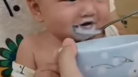 Baby laughing 😜🤣