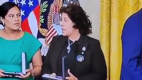 TIME FOR A LAUGH... THE LOOK SAYS IT ALL