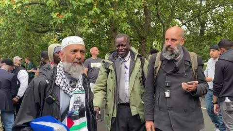 Christian preacher challenged uncle Usman for debate _ speakers corner