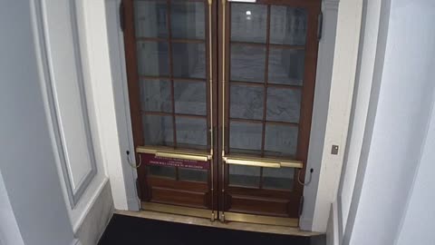 1026RSOB02RotundaWestDoor_2021-01-05_18h20min02s273ms.mp4