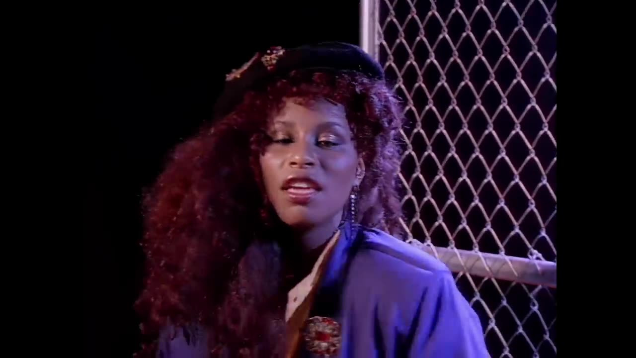 Chaka Khan - I Feel for You (Video)