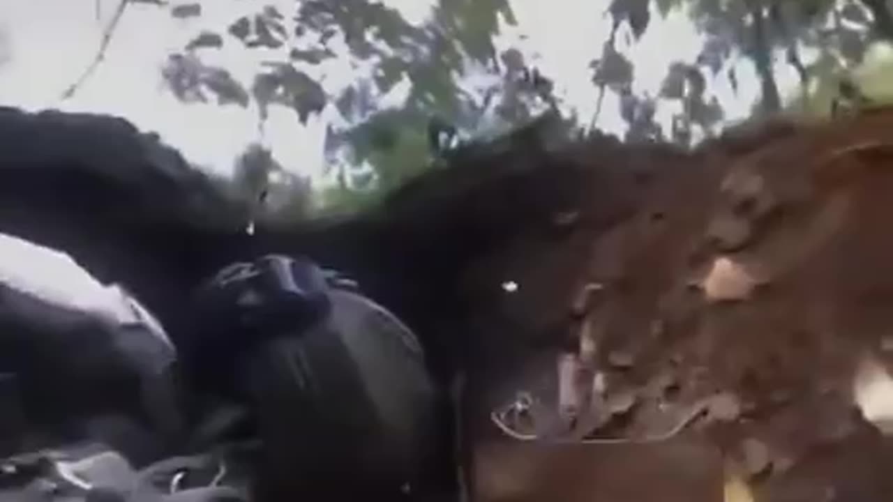 What being hunted by drone sounds like.. | 🇷🇺⚡️🇺🇦