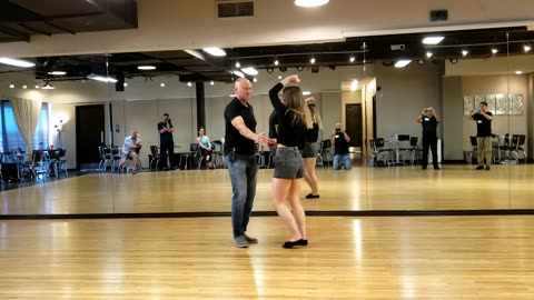 West Coast Swing @ Studio 22 with Wes Neese 20240413 150034