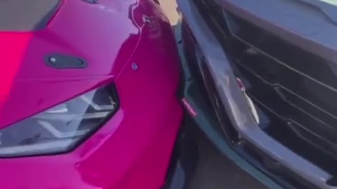 Comparison between Uruz sports car and another Lamborghini