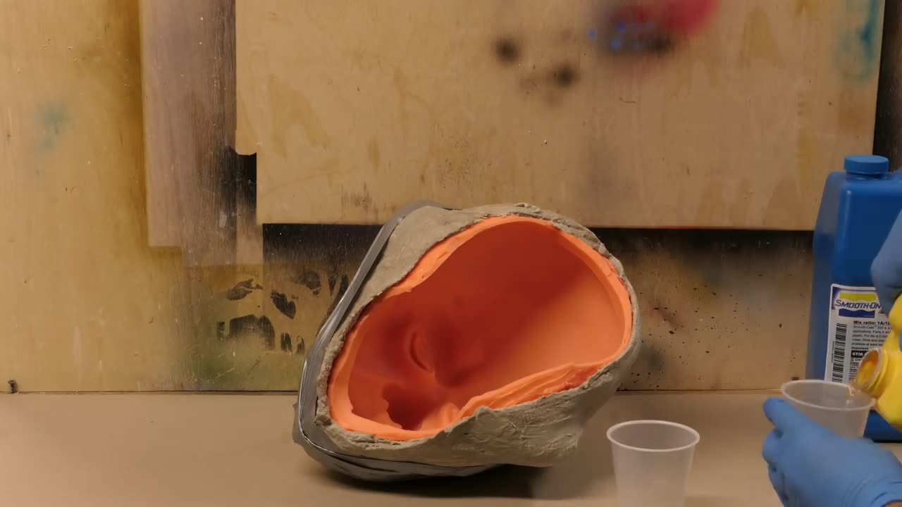Bank Heist Joker Sculpture Timelapse - The Dark Knight