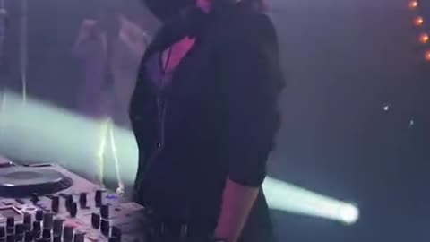 Sunny Leone DJ Melbourne live
