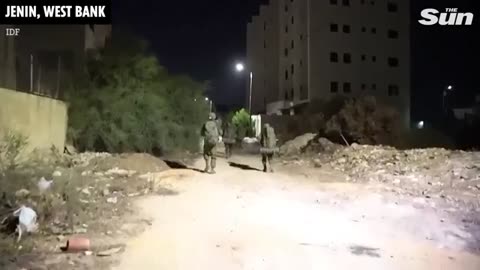 Israeli fighter jets blow up Hezbollah rocket launchers and destroy targets with