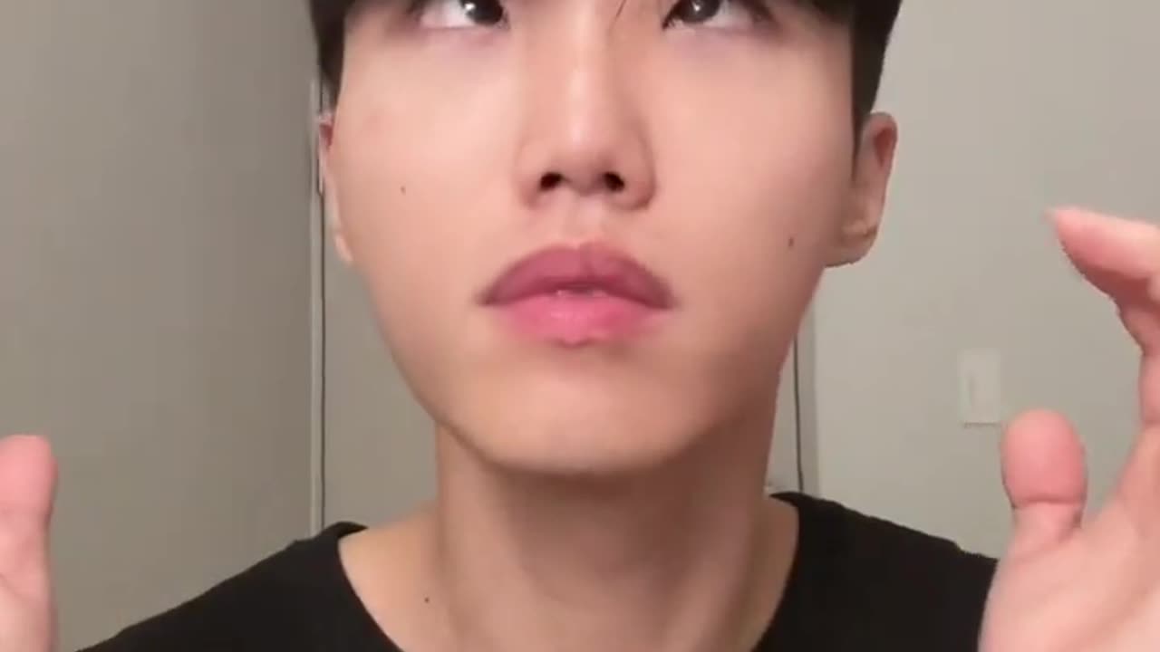 I got this viral lens hack 🤣🤣
