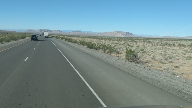 Two minutes of Truckin. NV south