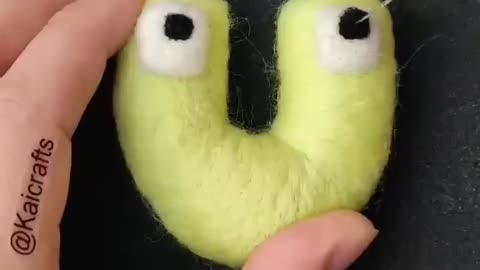 Alphabet Lore U Satisfying ASMR Needlefelt Art