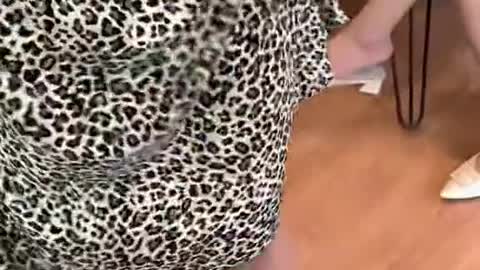 Masih ttg sandal yg panjang 😜