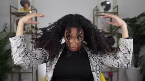 cute curly hair styles