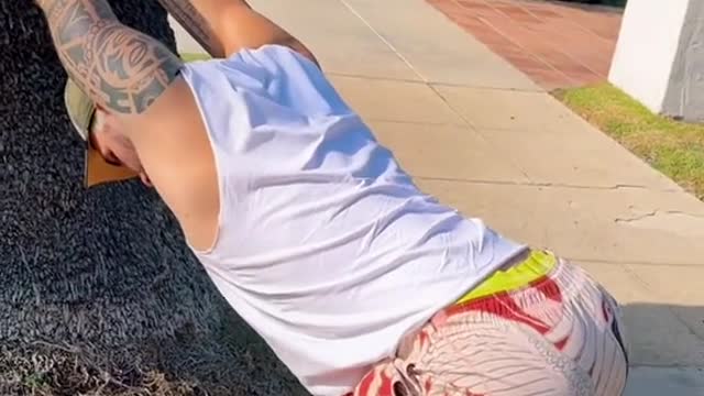 Rundrücken in 2 min. Täglich wegbekommen 😱