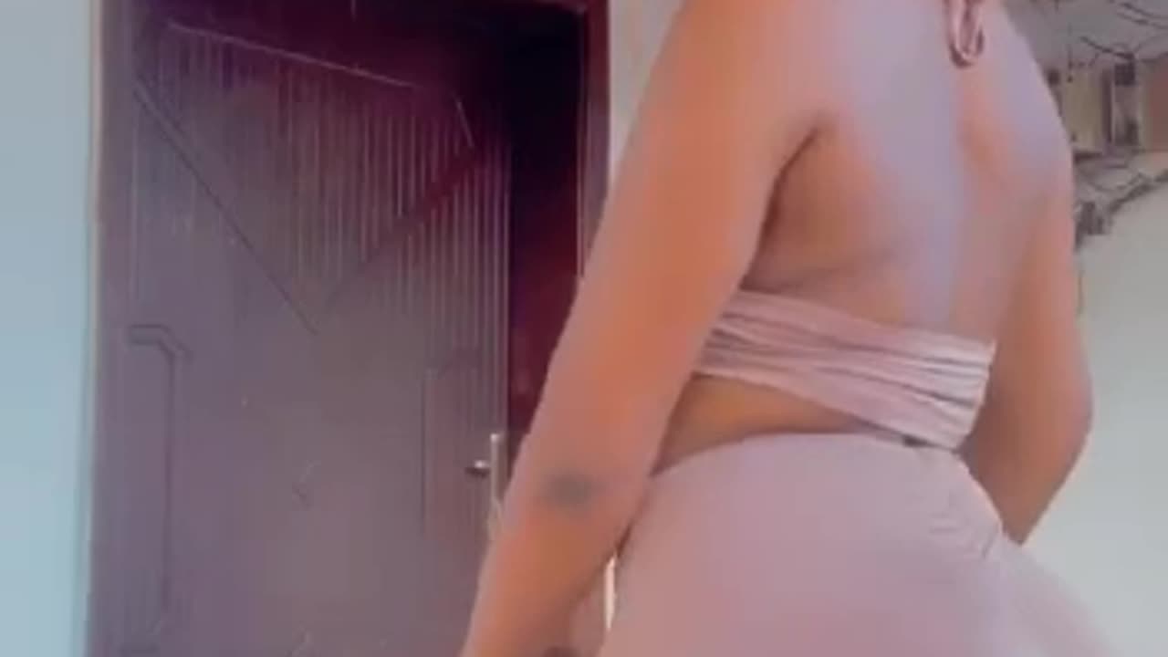 Come get this thick beautiful Azz.😎