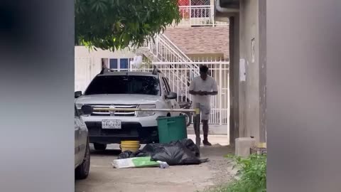 Epic Fails and Funny Bloopers: People bieng Idiots