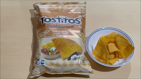 Tostitos Smoked Chipotle & Sour Cream Chips Packshot vs Product