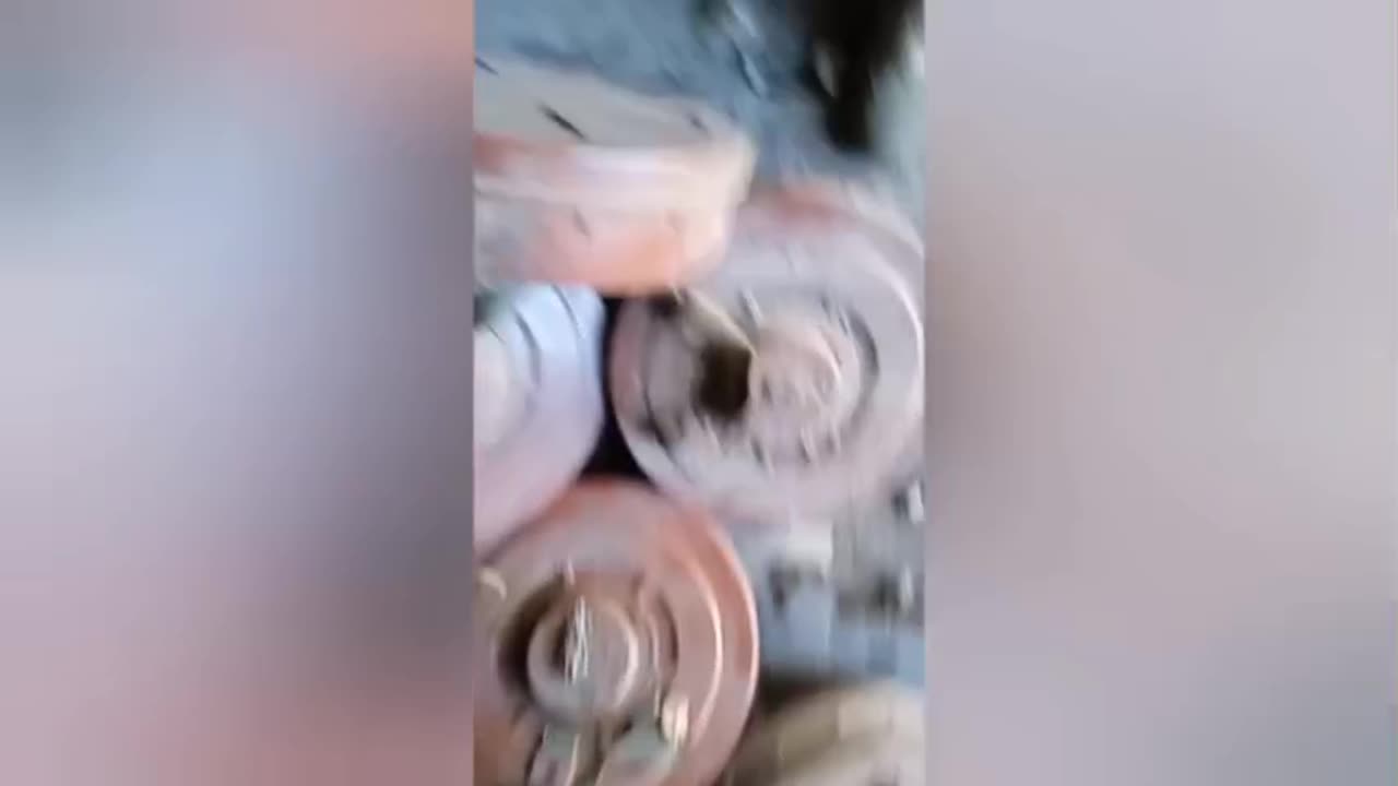Residents of Russia are sharing videos of the explosion process at the South