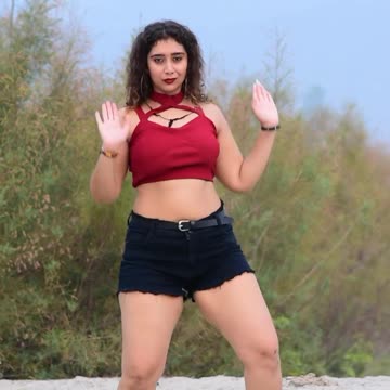 SRK fans again thoko like __ again back with chaiya chaiya __ #ytshorts #dance #srkfans #srksong