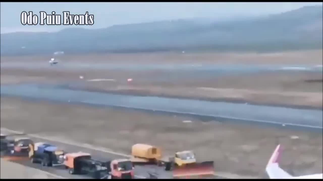 Ukrainian Su-27 Lands In NATO Airbase Escorted By Two Romanian F-16s.