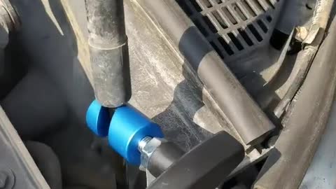 Lifting rod antiskid tool