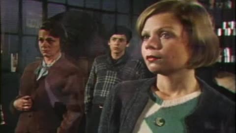A Memory of Two Mondays (1974)