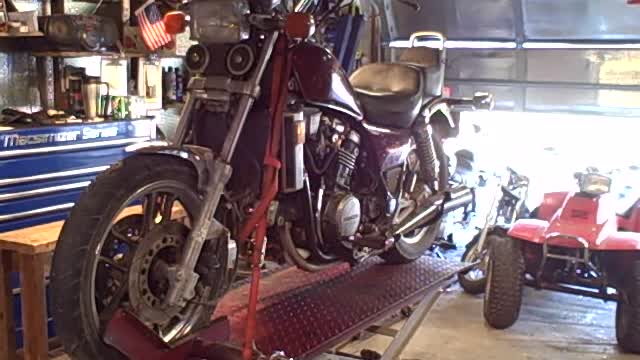 1984 Honda VF700C Magna new head gaskets Installed at www.MotorManiaGarage.com
