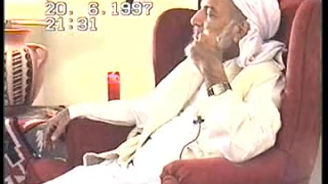 1/3- HH Riaz Ahmed Gohar Shahi with Christians in USA