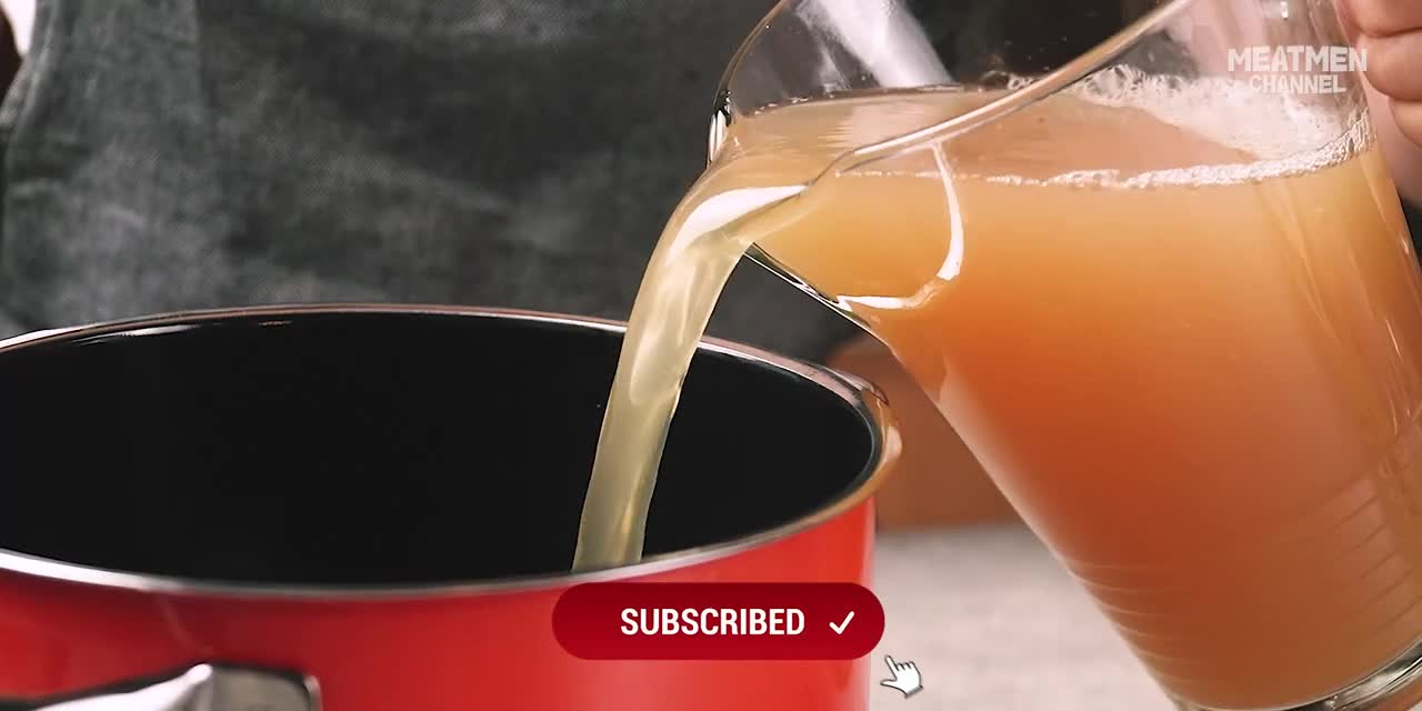 The Best Thai Food Recipe: Tom Yum Goong Nam Sai