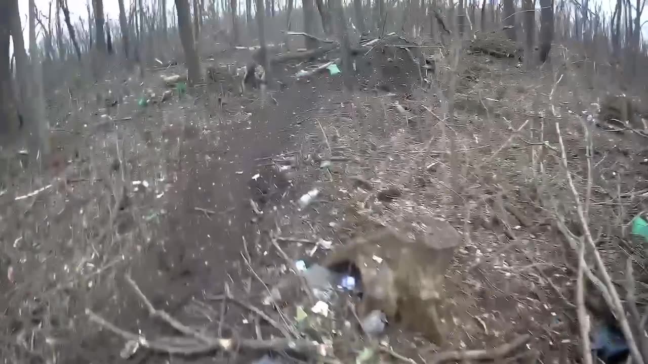 🇷🇺🇺🇦 Airborne Forces inspect a recaptured stronghold of the Armed Forces of Ukraine
