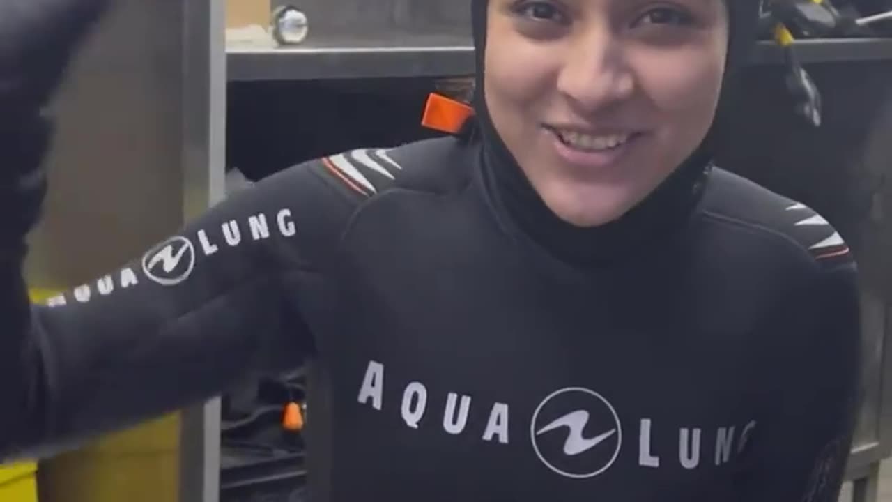 Shark Dive Dubai || Behind the Adventure