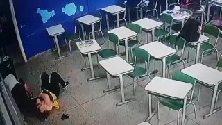 Recortes - Liberado a vídeo atentado feito por um aluno em uma Escola em São Paulo. São cenas fortes