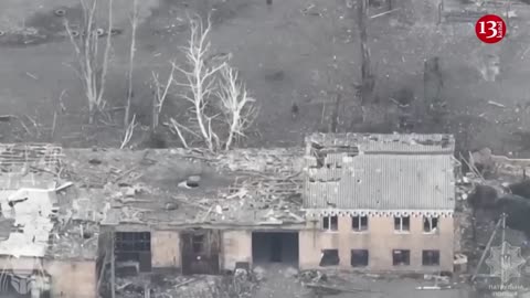 Russians come under fire after fleeing from drone and entering a house