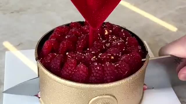 Heart in Cage Proposal cake