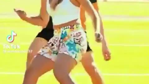 Omg😱 She's so amazing #football