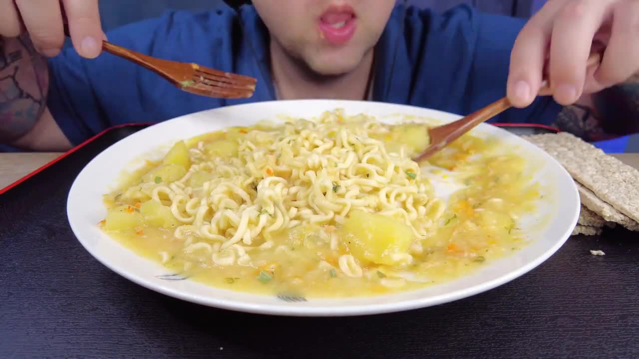 ASMR EATING PEA RAGOUT WITH NOODLES (No Talking) MUKBANG