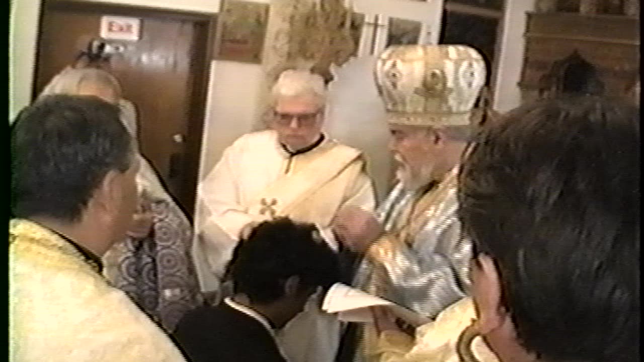 Teologii Gabriel Vamvulescu, Răzvan Bena și Irinel Dumitrascu au fost hirotesiti ipodiaconi (2)