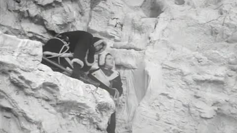 Flash Gordon (1940) Conquers the Universe 02 - Freezing Torture