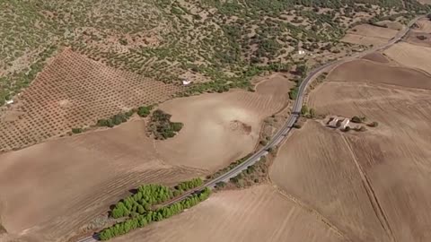 Extreme paragliding in Spain