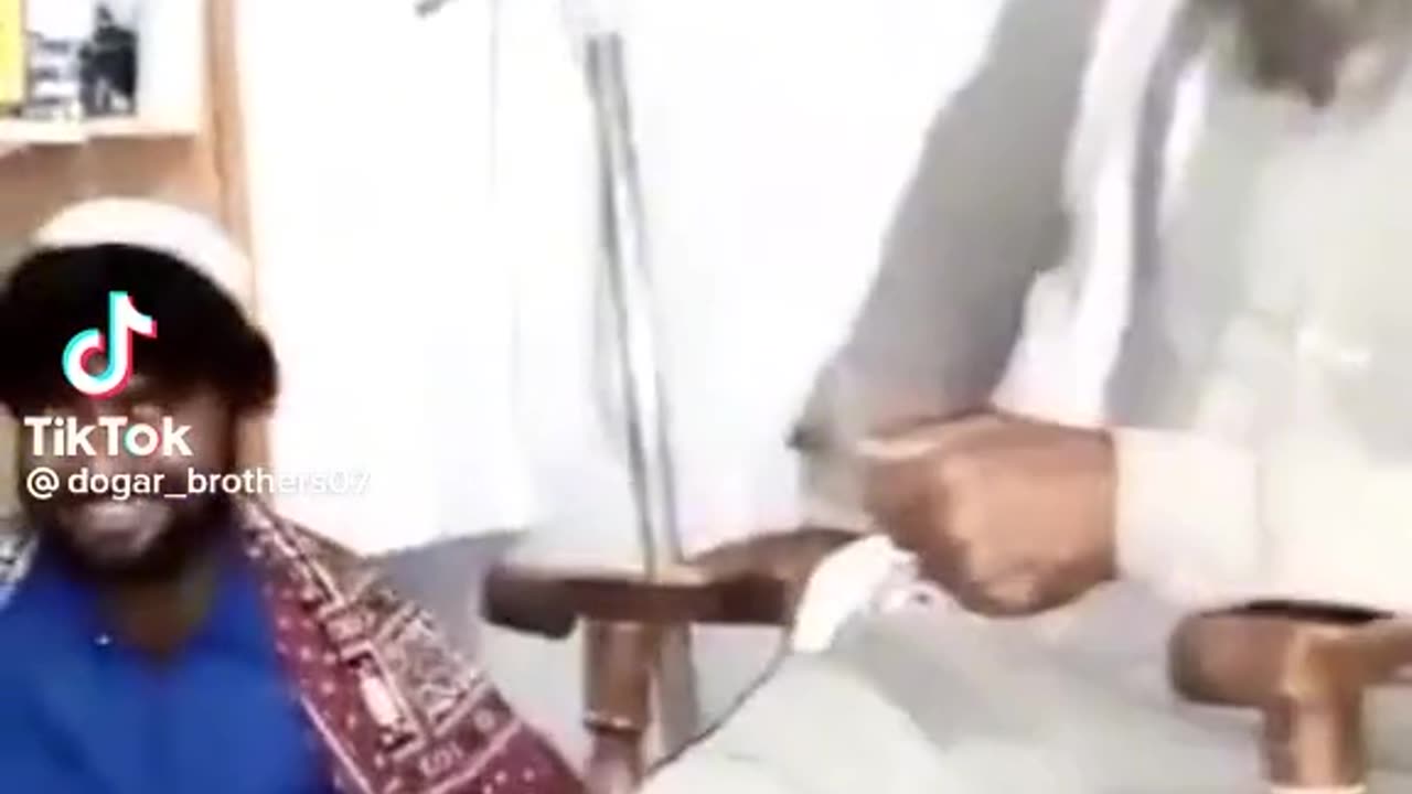 Allama down in taqreer