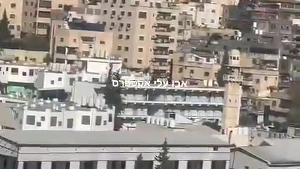 Loudspeakers of Mosques all over Jerusalem call on all Muslims and