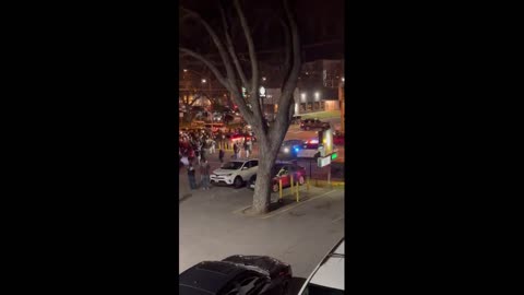 🚨#Warning:Chaos overnight in Austin, Texas, after rioters attacked police causing them to retreat