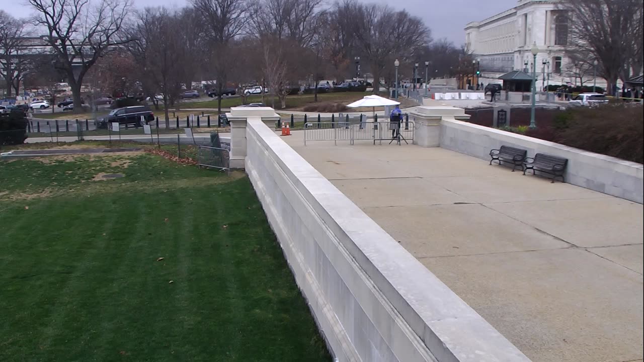 0930USCG00UpperTerraceNE_2021-01-06_10h25min12s863ms.mp4