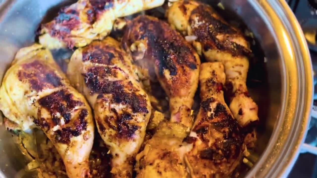 HOMEMADE COOKING CHICKEN TIKKA MASALA