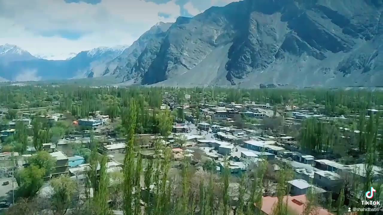 Skardu khargrong view