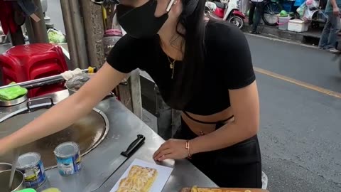 Celebrity Roti maker in Bangkok
