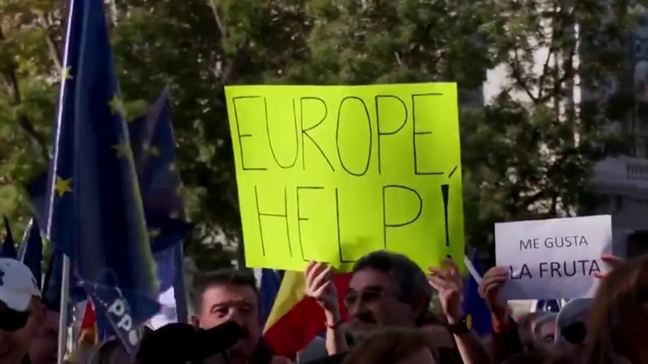 🚨🚨🚨 Globalists TAKE Spanish government, 170,000 protesting their impending tyrannical oppression