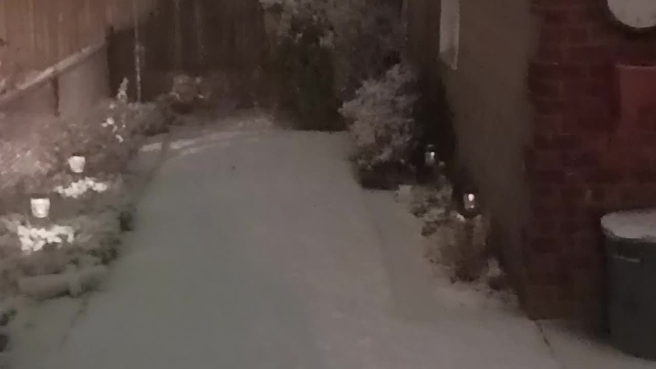 Heavy snow