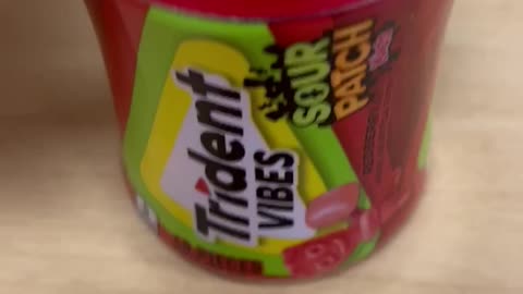 Trident Vibes Sour Patch