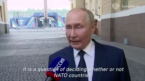 "Ukraine Strikes Russia With U.S.-Supplied Long-Range Missiles After Biden's Approval!"